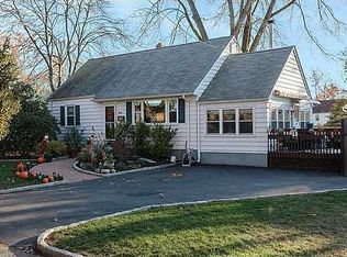 136 Garretson Cir, Milltown, NJ