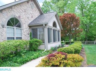 8524 Stonewoods Ln, Powell, OH 43065