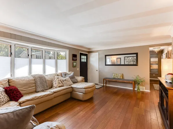 308 13th St W, Hastings, MN 55033