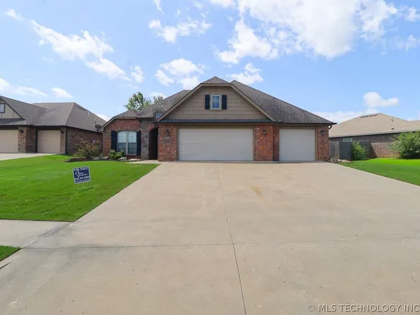 1804 Hillcrest Rd, Claremore, OK 74019