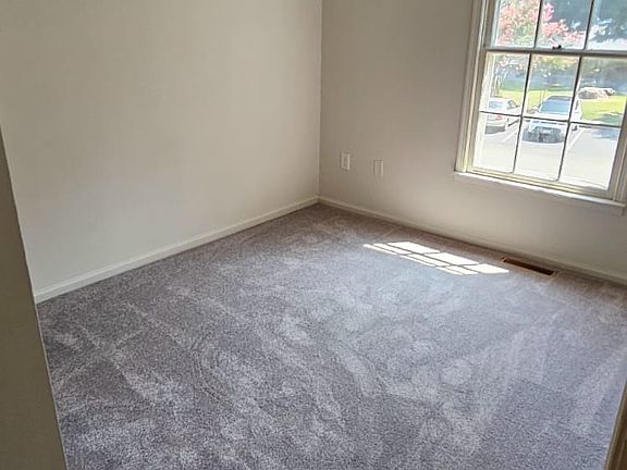2nd image of 1521 Yellow Tavern Ct