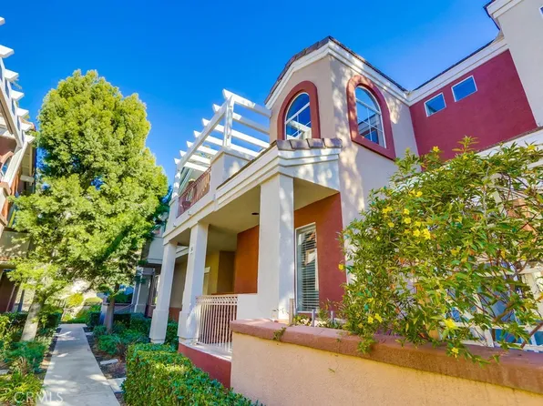 54 Santa Barbara Ct, Foothill Ranch, CA 92610