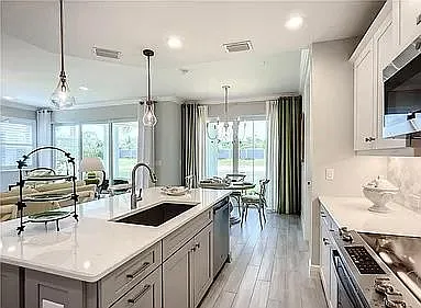 2555 Seychelles Dr #401 — Photo 10