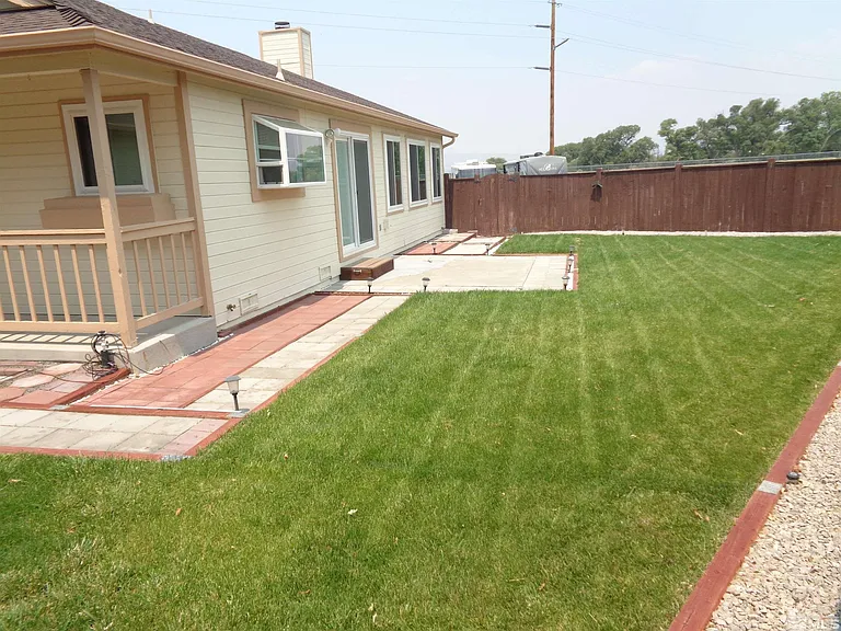 1785 Shamrock Cir — Photo 13