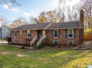 1802 Fairmont Rd SE, Huntsville, AL 35801