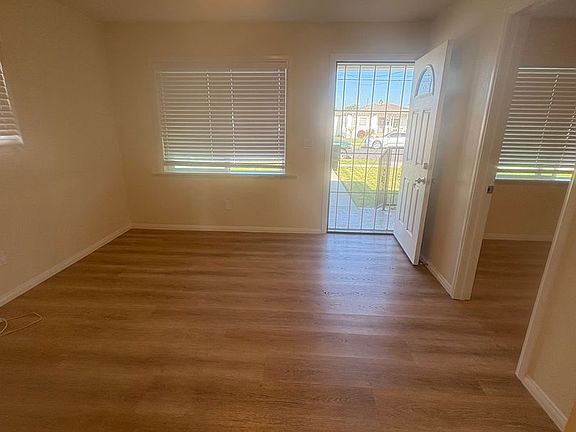 3rd image of 232-248 Wolff St
