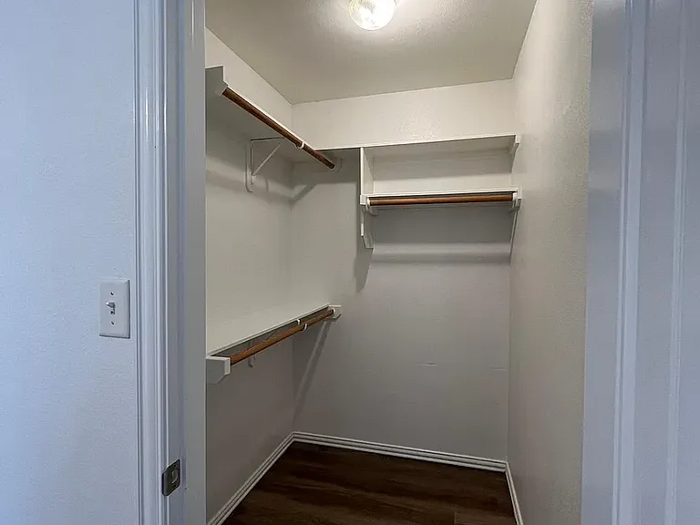 1825 N Paddock St — Photo 9