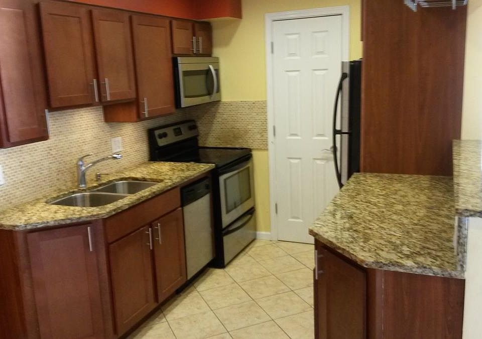 1st image of 985 Charlela Ln APT 210