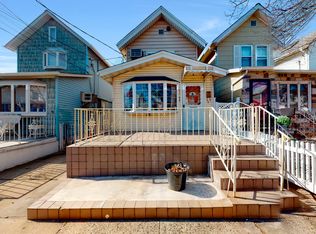 9148 Gold Rd, Ozone Park, NY 11417