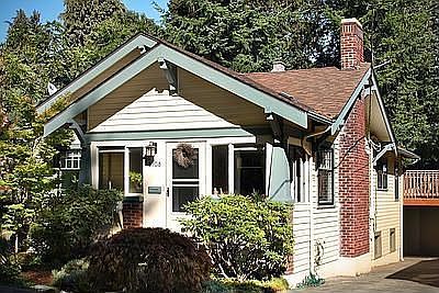 Old World Charm details