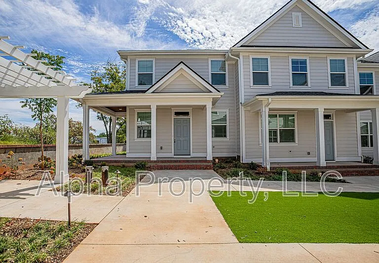121 Remount Way — Photo 1