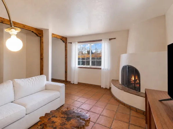 414 B Camino Don Miguel #A, Santa Fe, NM 87505