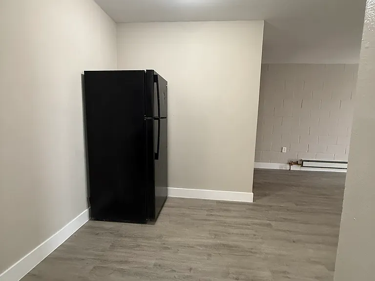 Tailwinds Apartments — Photo 8