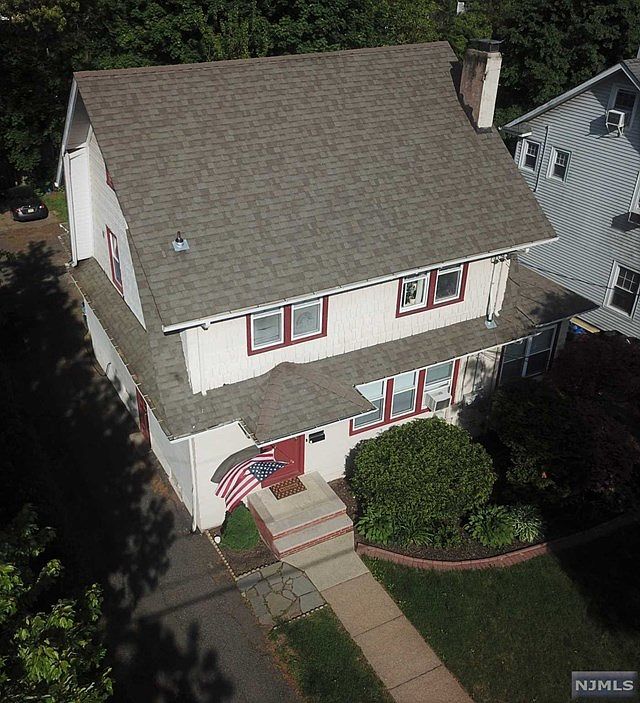 1st image of 157 Lexington Ave