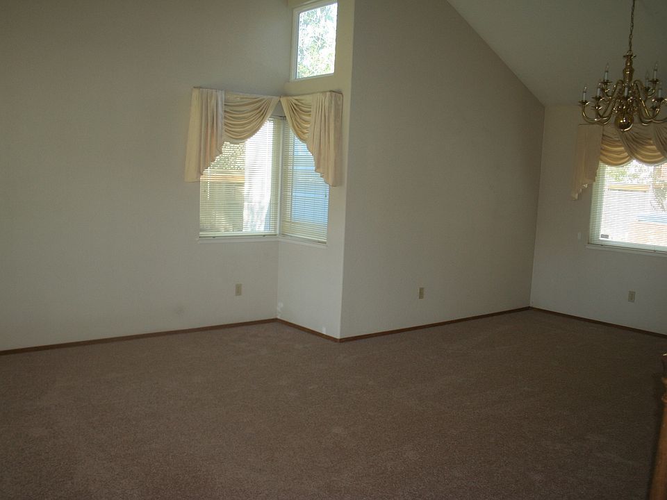 1st image of 222 Hawkins St