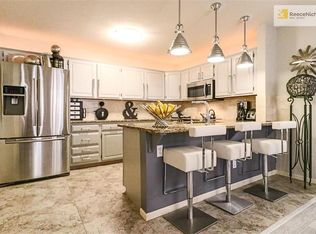 334 E Hansen Ct, Independence, MO 64055
