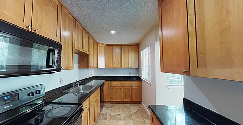 1742 Spruce St #11 Photo 1