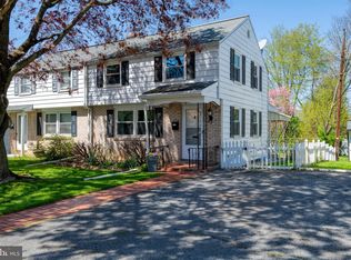 203 Elizabeth Dr, Lancaster, PA 17601