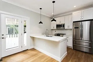 2 Linden Ave #1 Photo 1