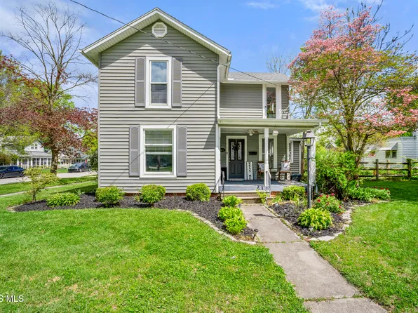 322 North St, Waterville, OH 43566