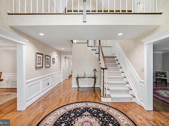 5th image of 5 Ridge Ct