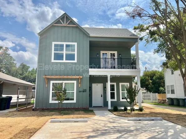 216 E Hurd St #200, Edmond, OK 73034