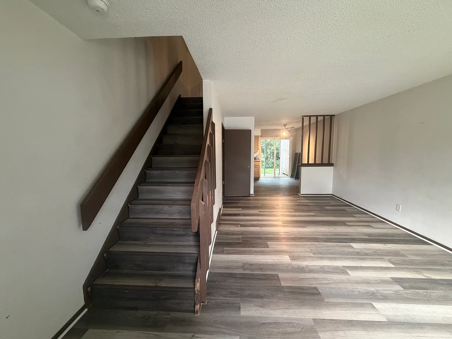 2 bed, 1170 sqft, $1,095 — Photo 4