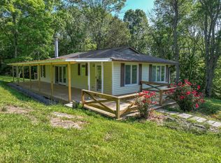 140 Green Mountain Ln, Bethpage, TN 37022