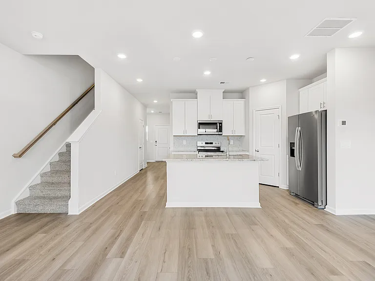 4110 County Down Ave — Photo 3
