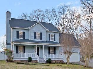 59 Troy Dr, Fuquay Varina, NC 27526