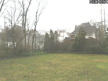2nd image of 4853 E 85th St