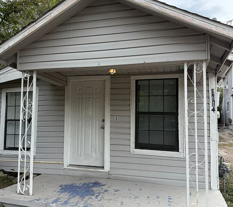 1814 Aransas Ave #1