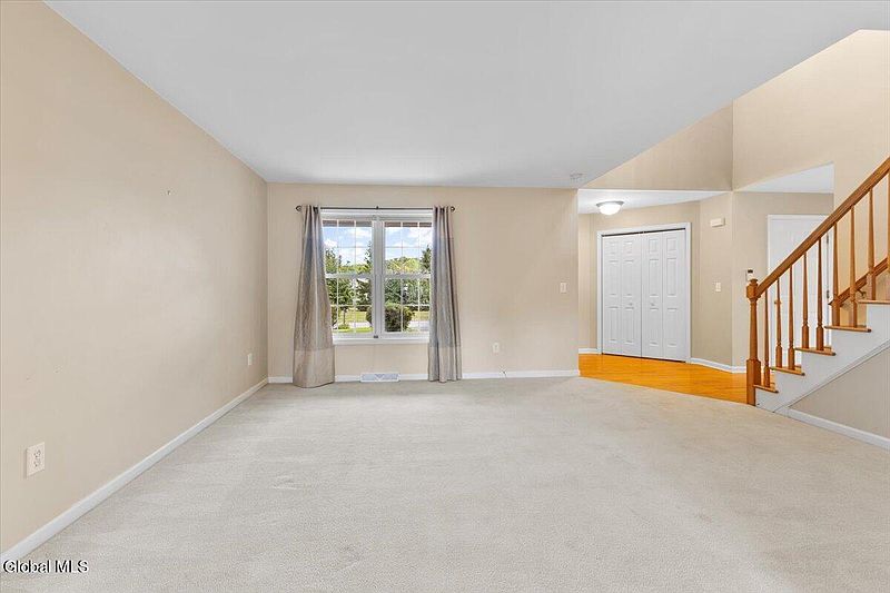 5th image of 24 Patroon Pointe Drive