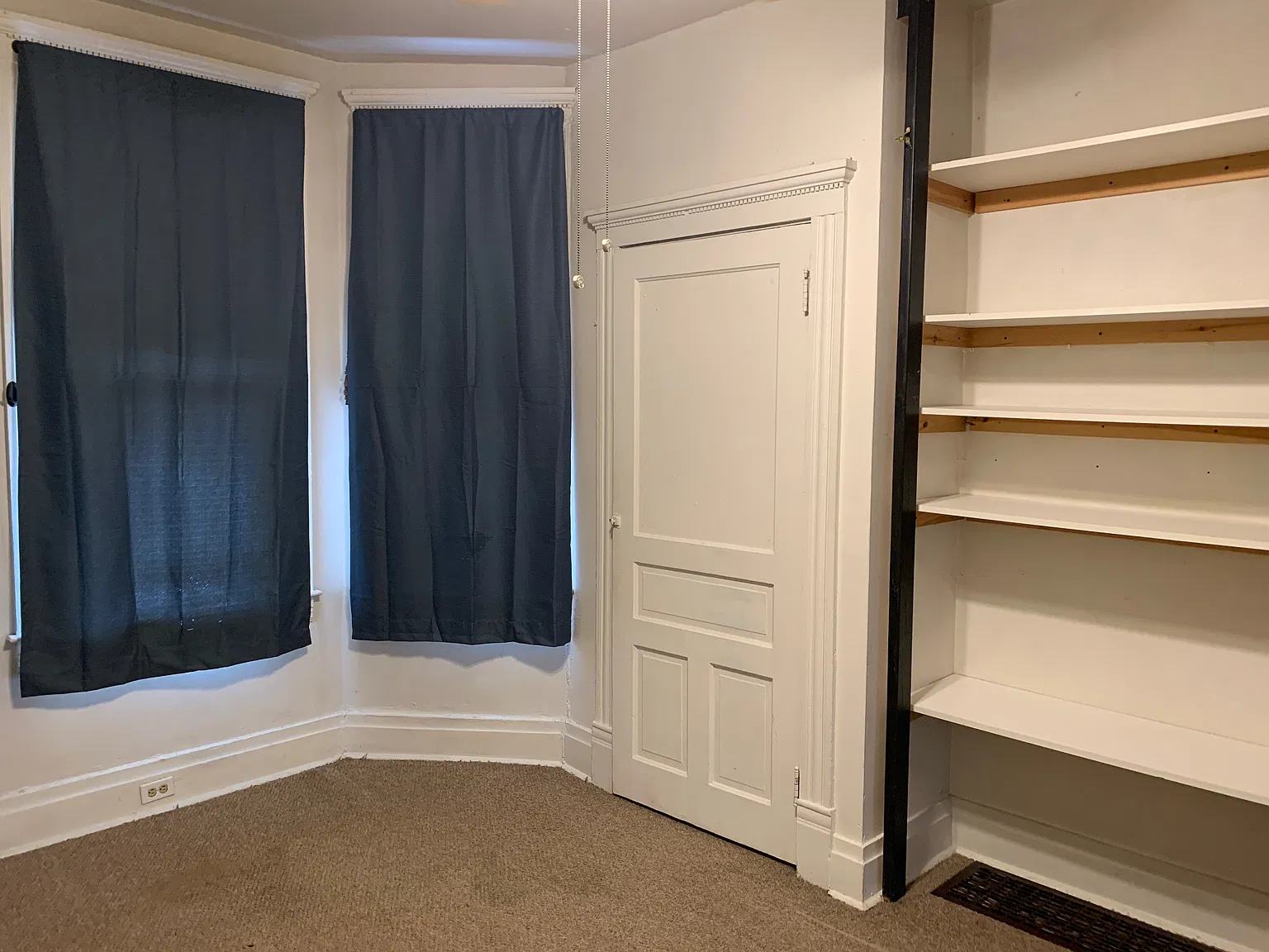 3 bed, $2,295 — Photo 2