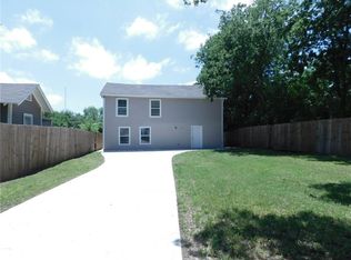 708 E Harvey Ave, Fort Worth, TX 76104