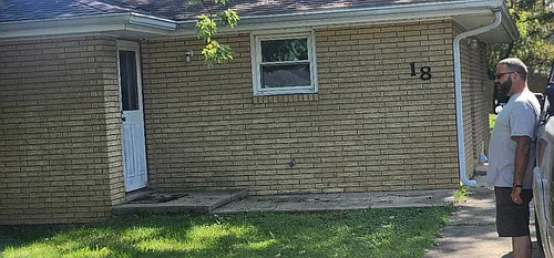 18 S Elma St Photo 1