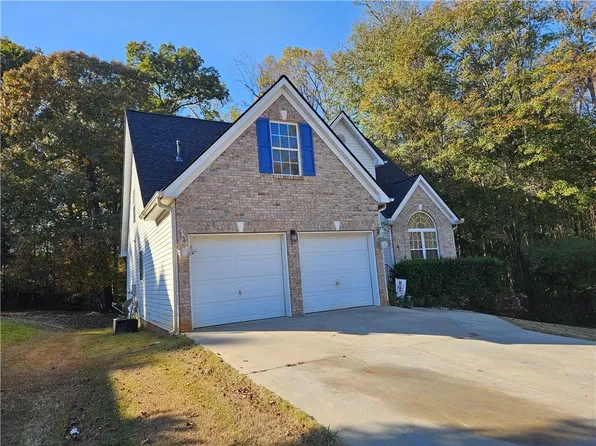 105 Queensland Ln, Covington, GA 30016