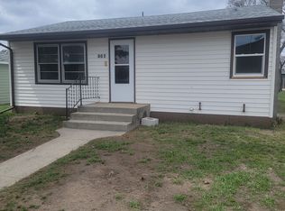 308 2nd St SE, Towner, ND 58788