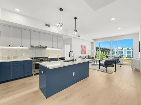 425 3rd Street image 8 of 41