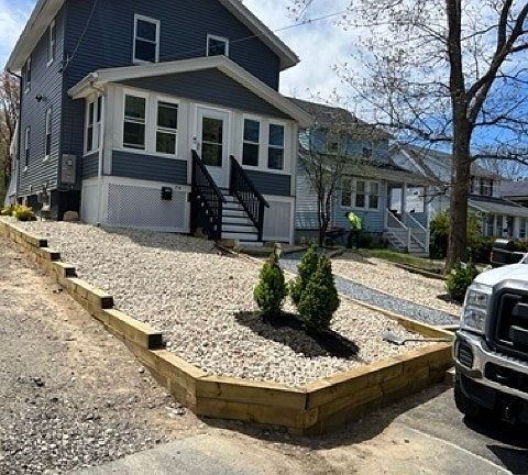 2nd image of 154 West St