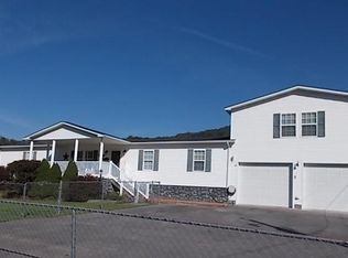 1939 Clarks Valley Rd, Swords Creek, VA 24649