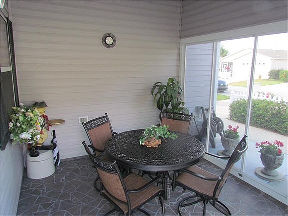 5th image of 1444 Crestwood Ln