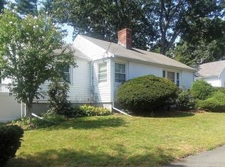 128 Ferncroft Rd, Milton, MA 02186