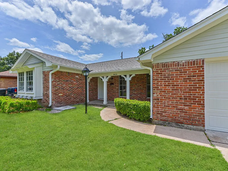 9631 Bundy Ln — Photo 29