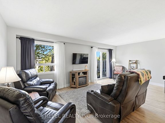 5th image of 669 Osgoode Dr #2