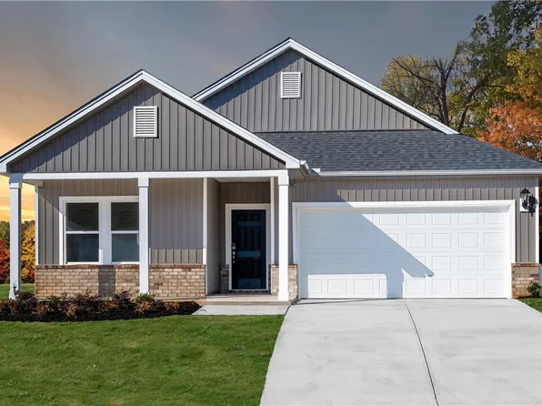 338 Allingham Rd, Piedmont, SC 29673