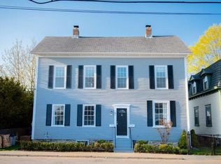 24 E Bowery St, Newport, RI 02840