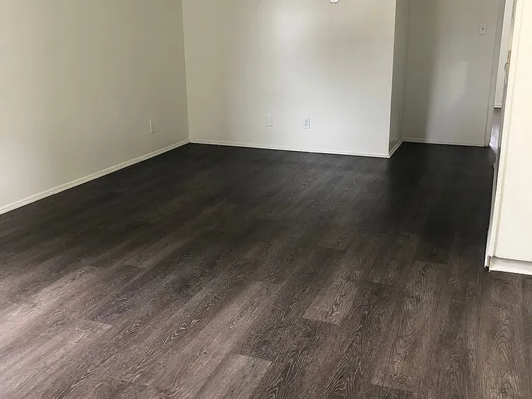 508 S Victoria Ave — Photo 10