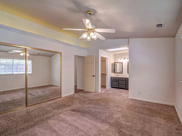 4934 Tralee Ln — Photo 20