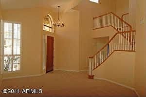 3rd image of 1527 E Meadow Ln